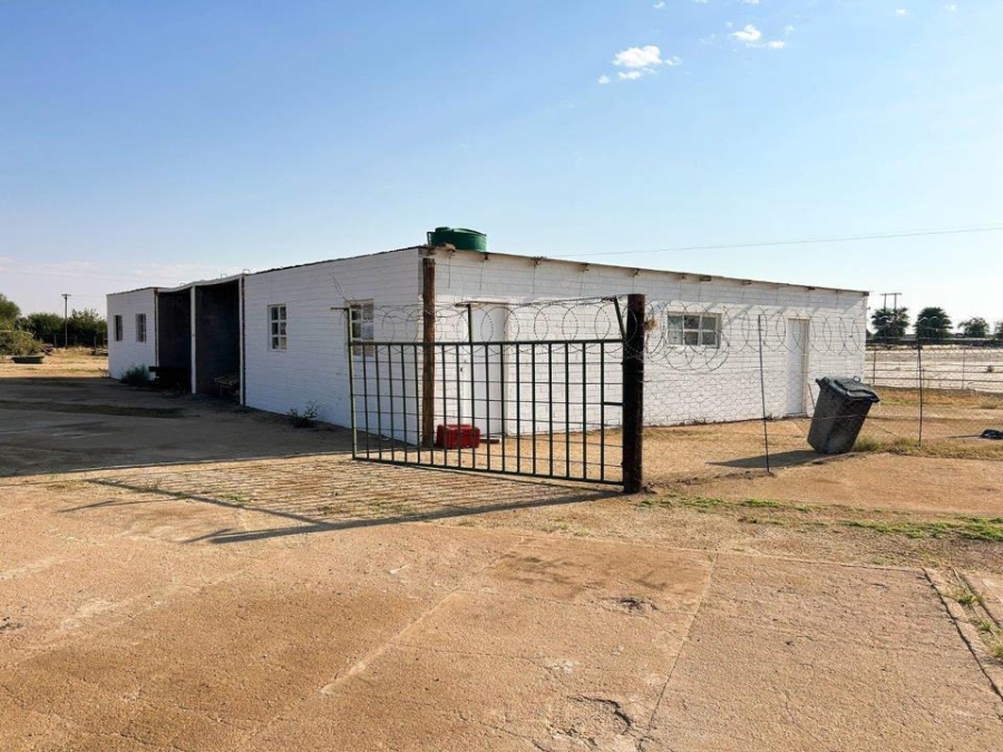 0 Bedroom Property for Sale in Bellvue Northern Cape